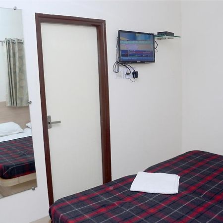 נאגפור Hotel Kuber מראה חיצוני תמונה